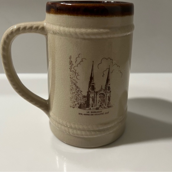 Brown Québec Ceramic Mug/Beer Stein with Historic City Design - Picture 3 of 8